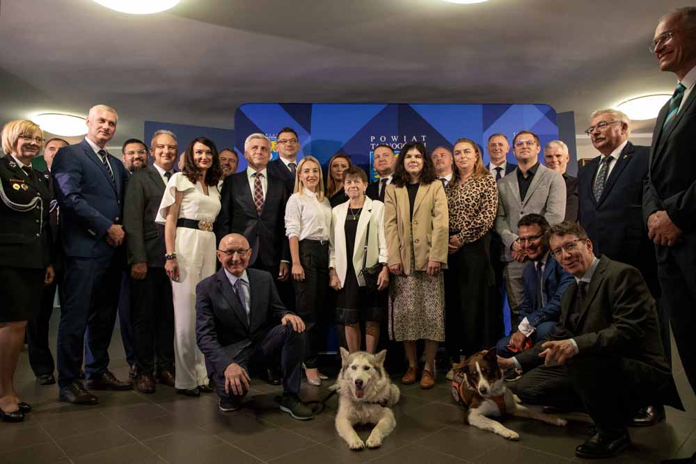 Uroczysta XVIII Sesja Rady Powiatu Tarnogórskiego – nagrody „Orła i Róży” i odnowienie partnerstwa z Erlangen-Höchstadt